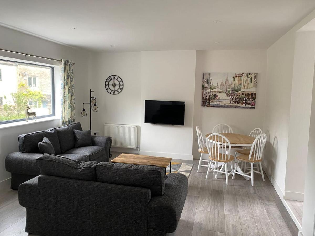 Stunning Modern In The Cotswolds *